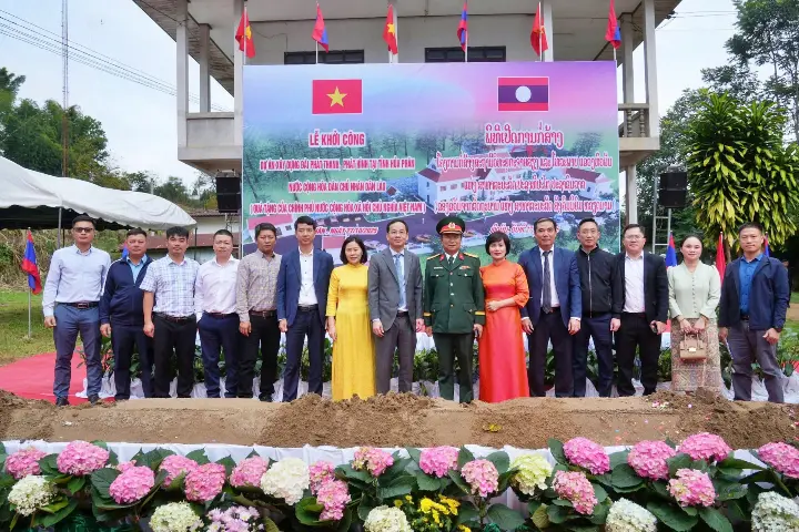 C&E KHỞI ĐỘNG DỰ ÁN GIÁM SÁT ĐẦU TIÊN TẠI NƯỚC NGOÀI: LỄ KHỞI CÔNG ĐÀI PHÁT THANH, PHÁT HÌNH TỈNH HỦA PHĂN (LÀO)