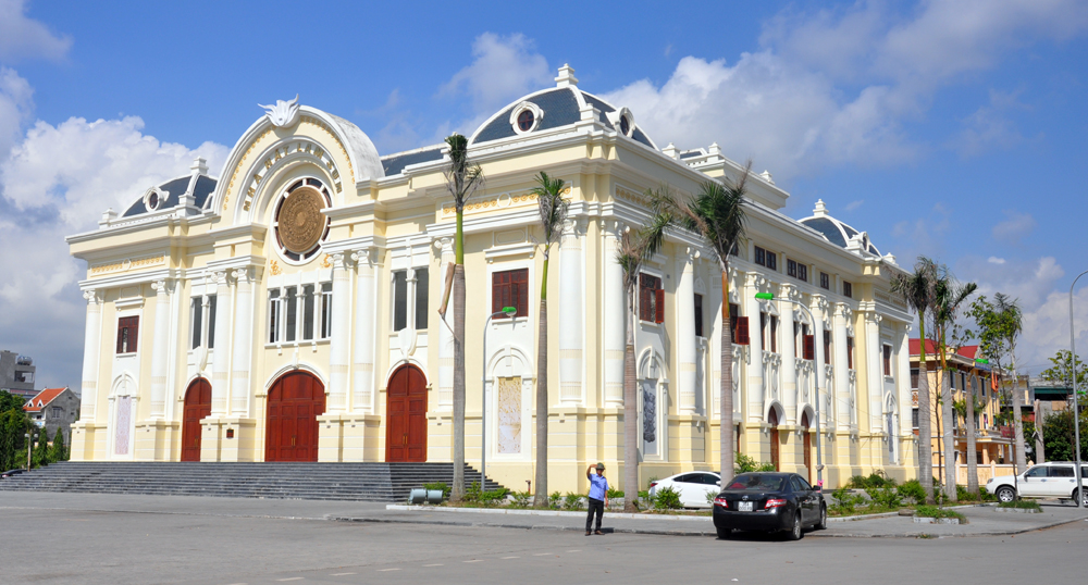 Nhà hát Lam Sơn